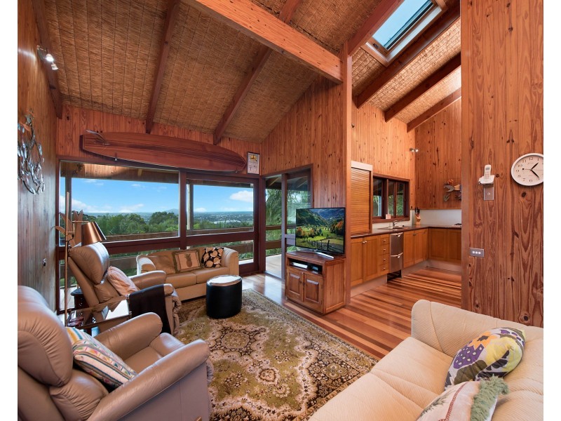 10 Pacific View Parade, Buderim QLD 4556