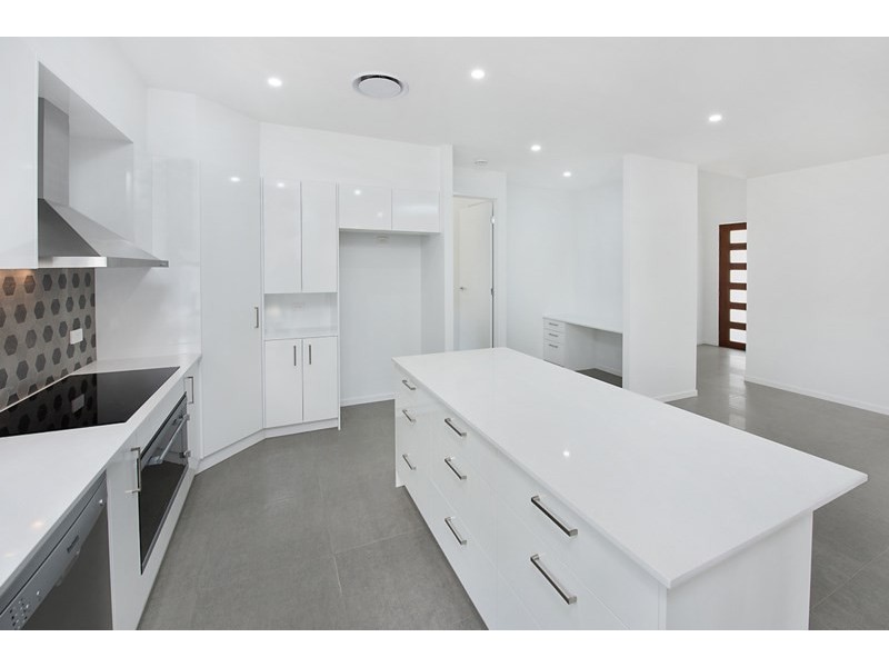 2/10 Lavarack Crescent, Buderim QLD 4556