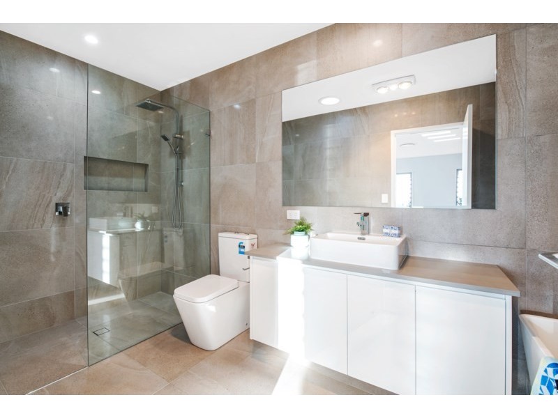 1/21 Horseshoe Bend, Buderim QLD 4556