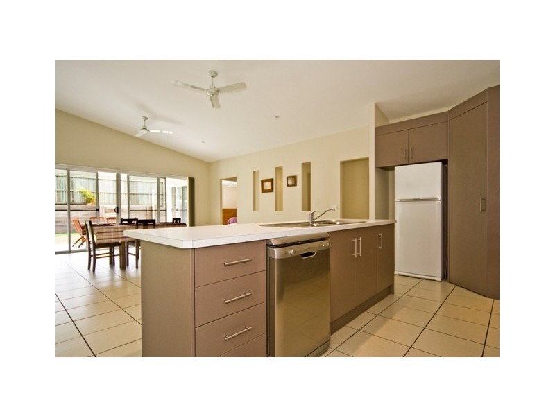 8 Hillview Drive, Buderim QLD 4556
