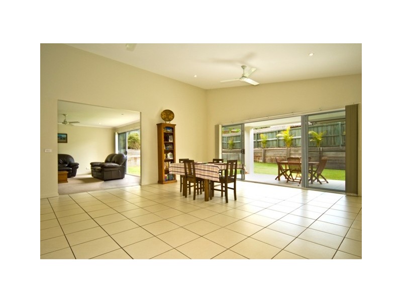 8 Hillview Drive, Buderim QLD 4556