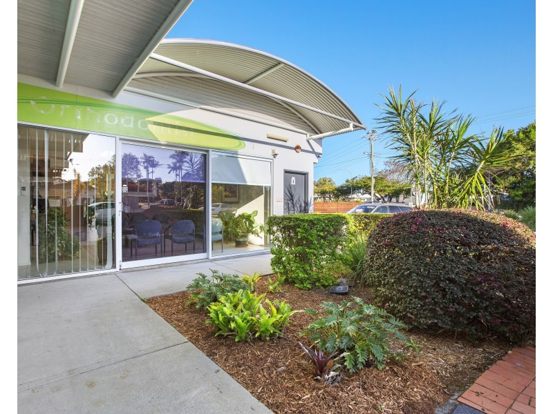 9 and 10/129 King Street, Buderim QLD 4556