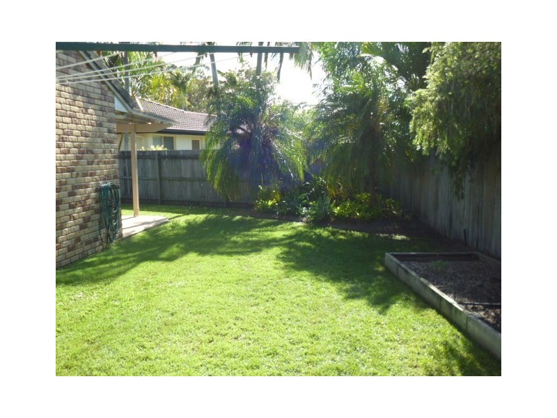 42 Fernleigh Crescent, Mountain Creek QLD 4557