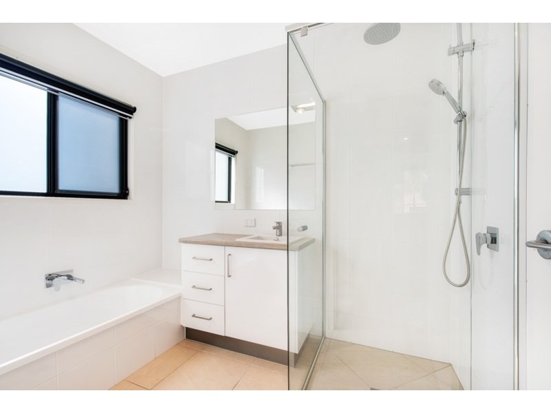 2/9 York Road, Buderim QLD 4556