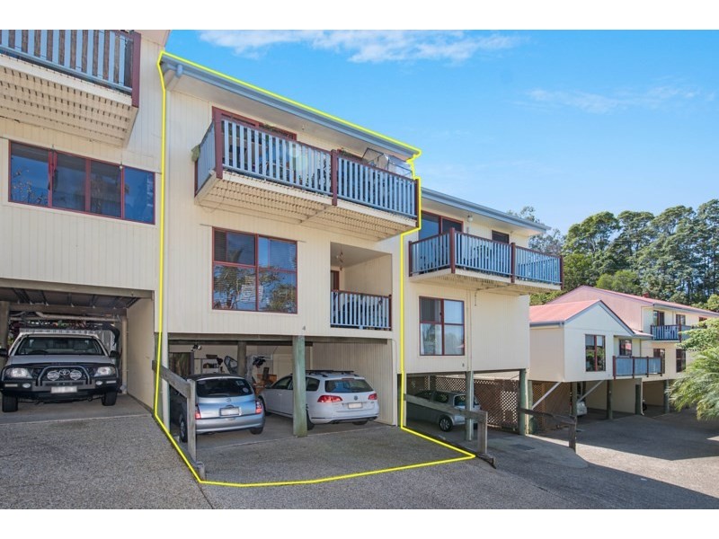 4/5 Barnes Drive, Buderim QLD 4556