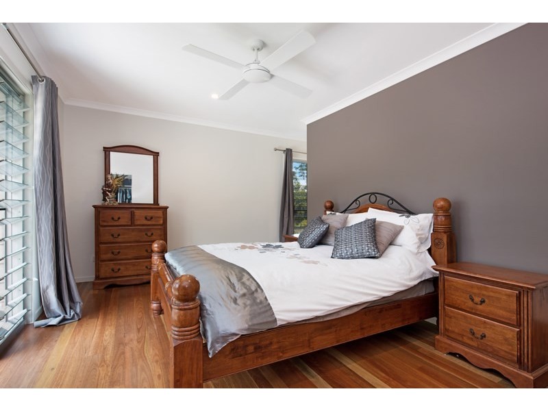 20 Kirsty Drive, Tanawha QLD 4556