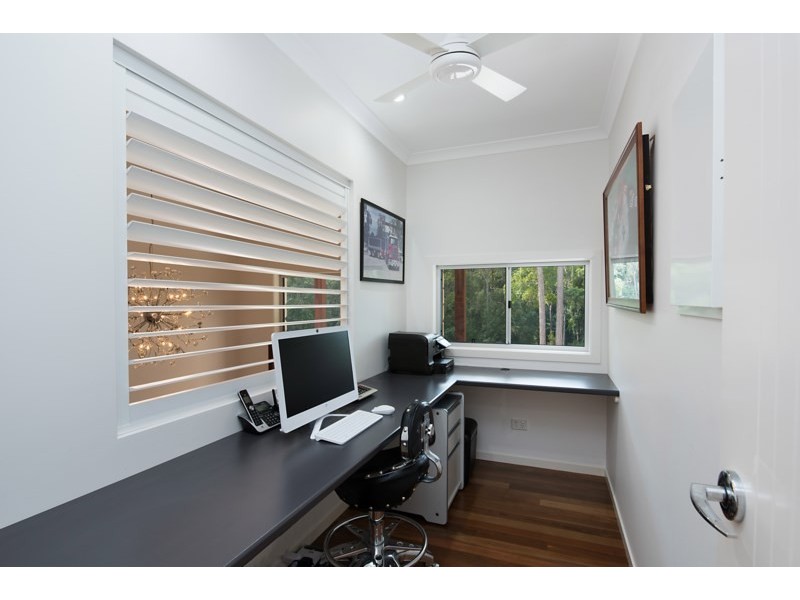 20 Kirsty Drive, Tanawha QLD 4556