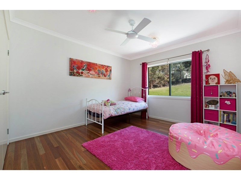 20 Kirsty Drive, Tanawha QLD 4556