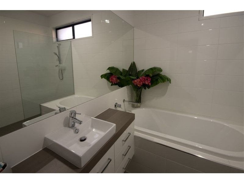 12 Albany Street, Sippy Downs QLD 4556