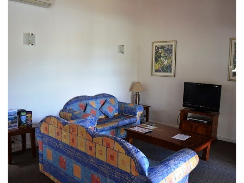 “Satinay 632″ Kingfisher Bay, Fraser Island QLD 4581