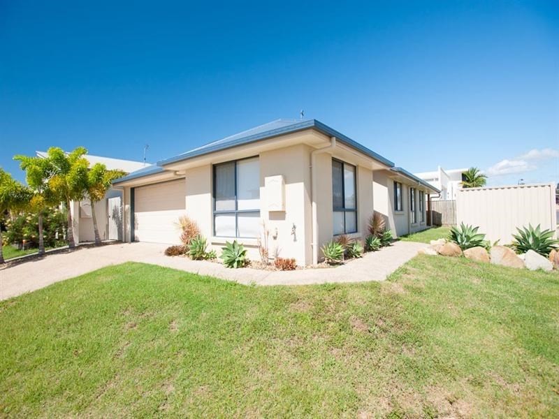 7 Skua Place, Mountain Creek QLD 4557