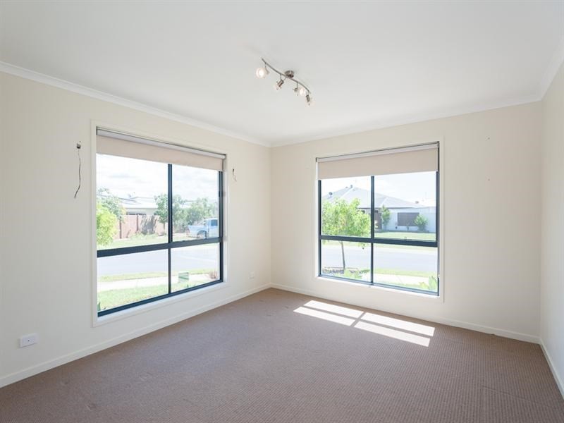 7 Skua Place, Mountain Creek QLD 4557