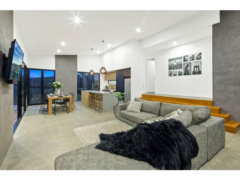 25 Kookaburra Drive, Palmview QLD 4553