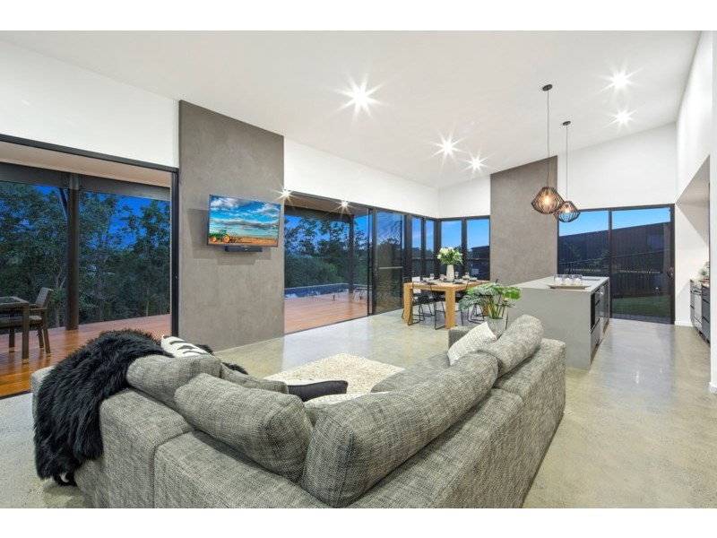 25 Kookaburra Drive, Palmview QLD 4553