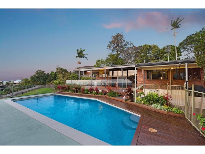 8 Fullview Crescent, Buderim QLD 4556