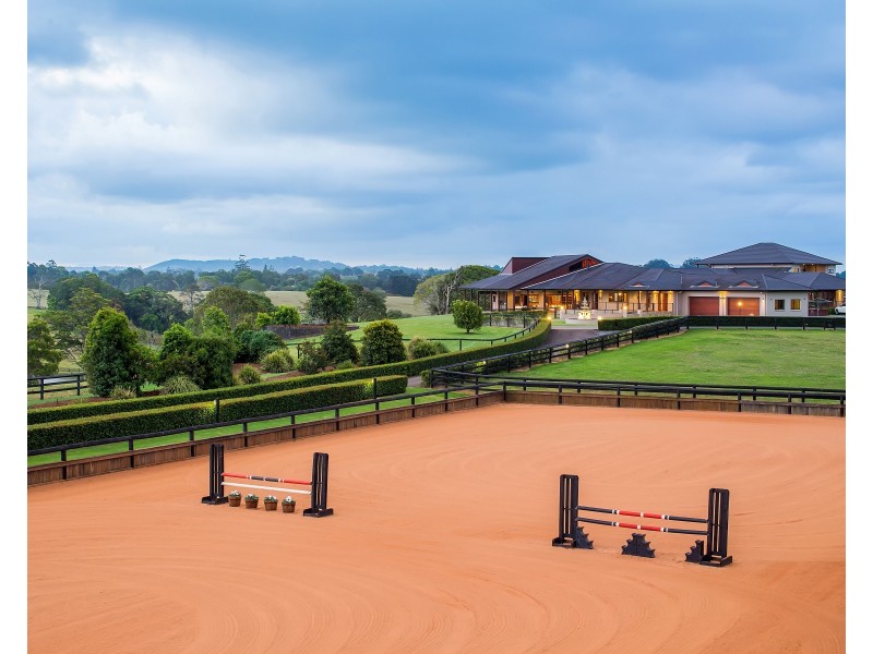 236 Mountain View Road, Maleny QLD 4552