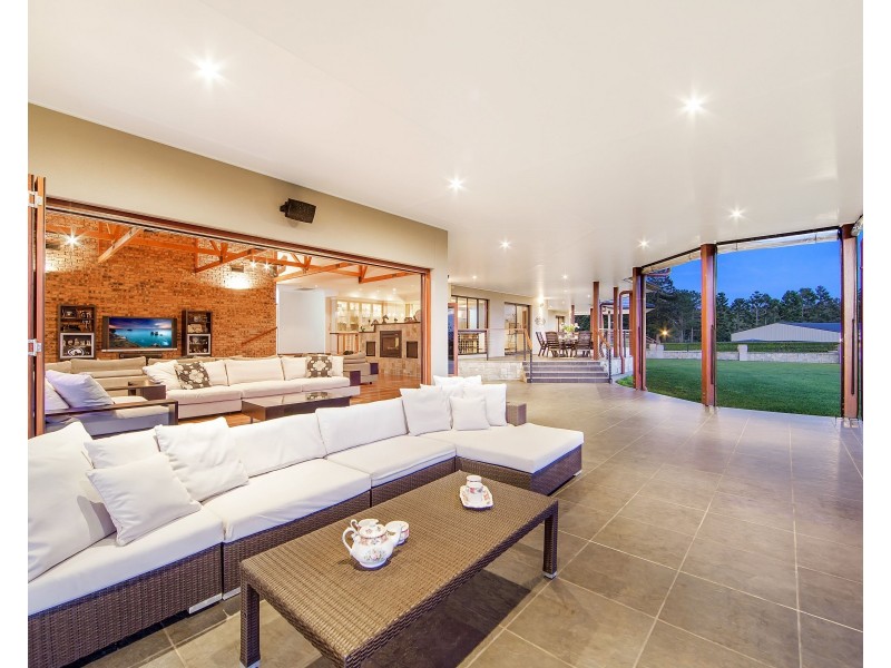 236 Mountain View Road, Maleny QLD 4552