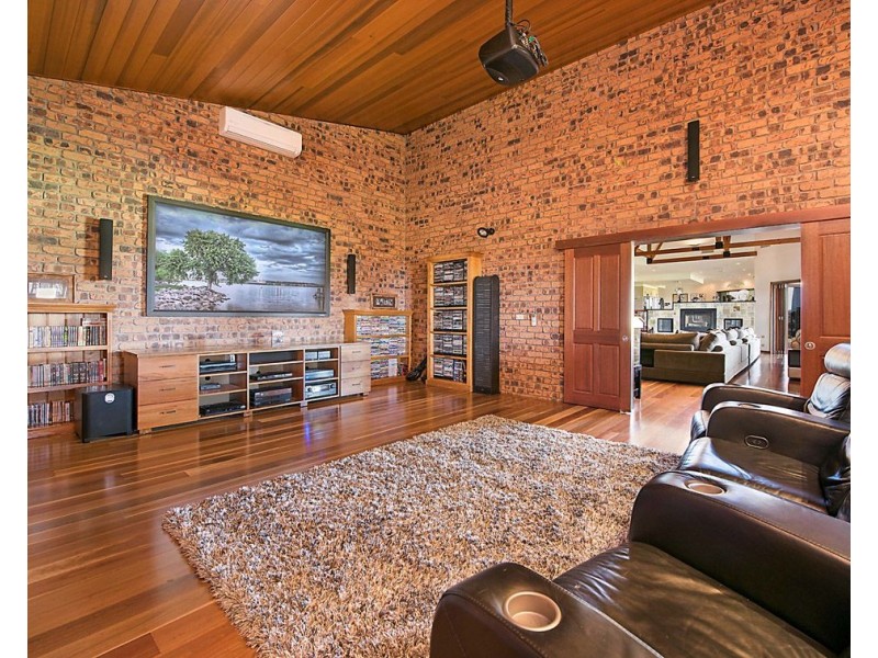 236 Mountain View Road, Maleny QLD 4552