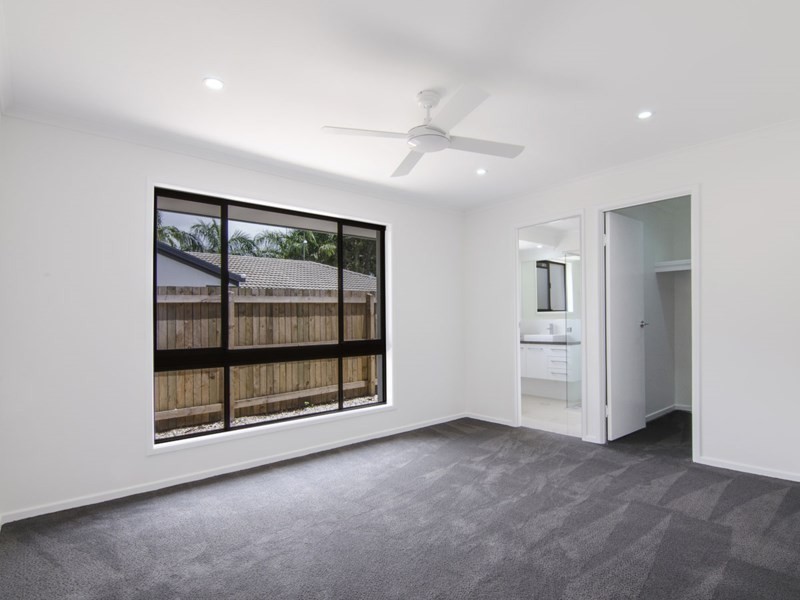 28 Karawatha Drive, Mountain Creek QLD 4557