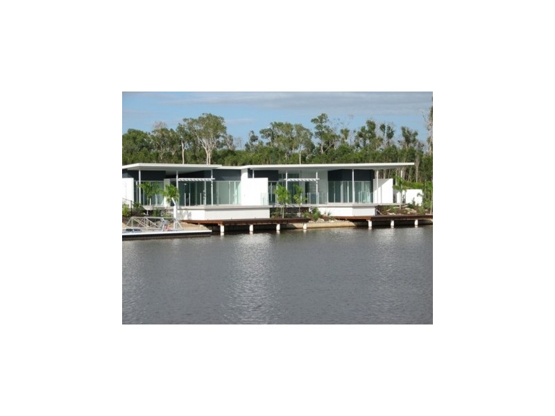 Villa 3b Artunga Place, Pelican Waters QLD 4551