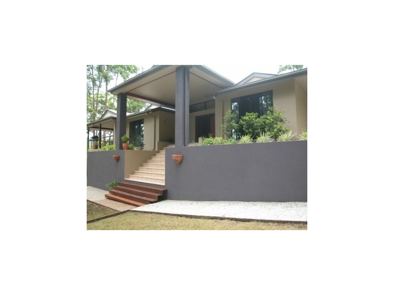 10 Raintree Close (off Mooloolah Meadows Drive), Mooloolah Valley QLD 4553