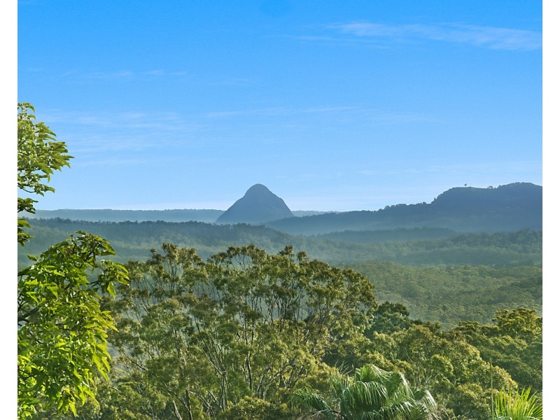 8 Highland Place, Buderim QLD 4556