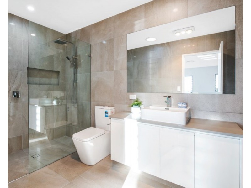 Villa 1/21 Horseshoe Bend, Buderim QLD 4556