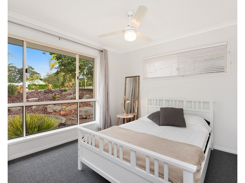 8 Sam White Drive, Buderim QLD 4556