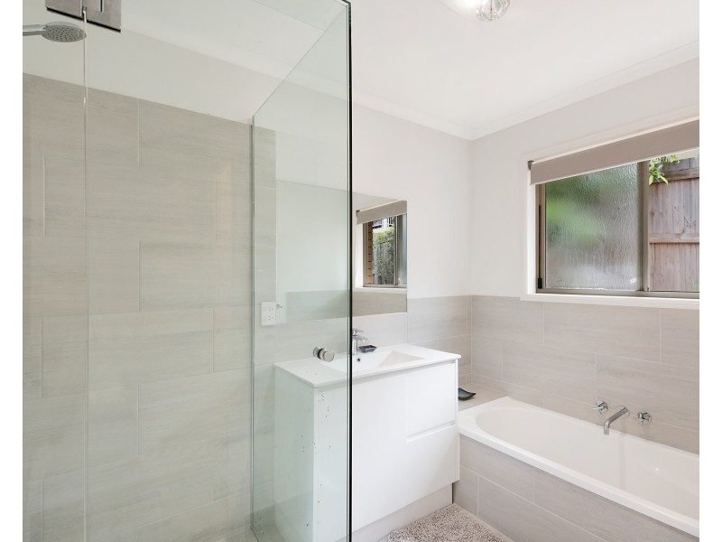 8 Sam White Drive, Buderim QLD 4556