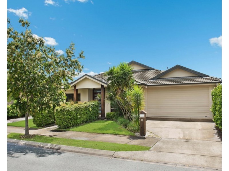 8 Peppermint Crescent, Sippy Downs QLD 4556