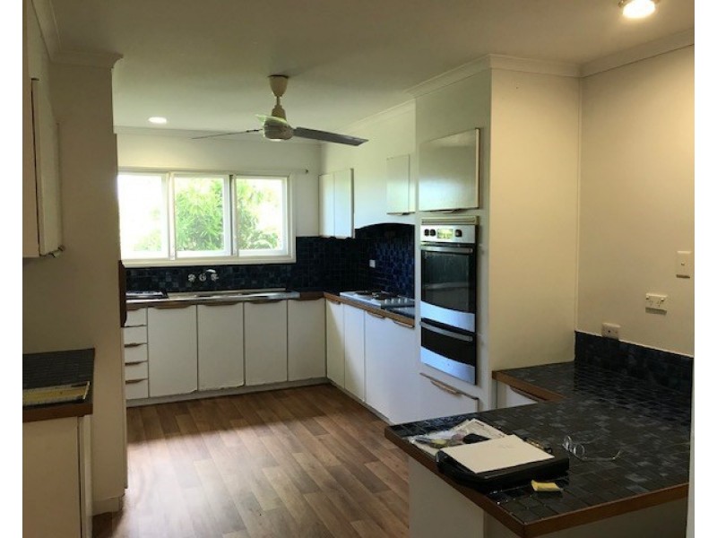 4 Scenic Avenue, Buderim QLD 4556