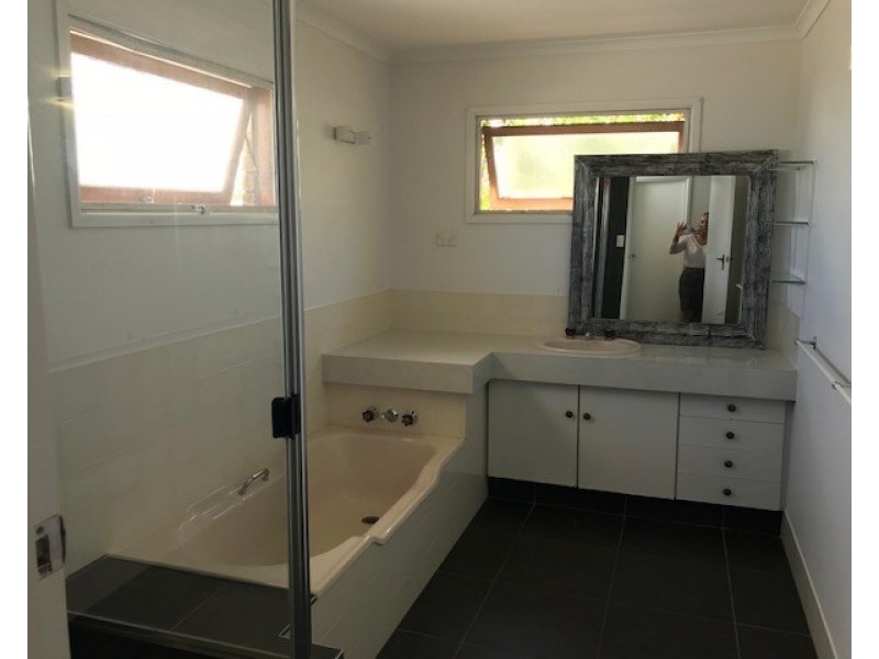 4 Scenic Avenue, Buderim QLD 4556