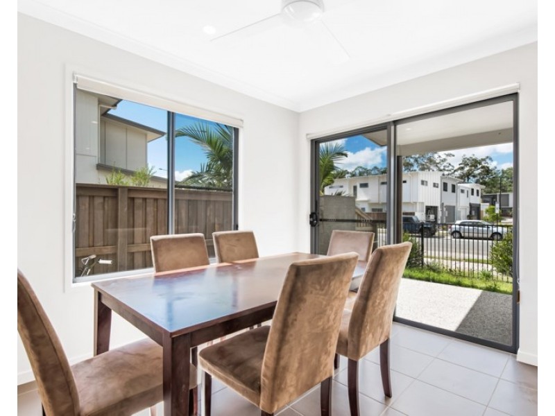 1 and 2/128 Sunshine Cove Way, Maroochydore QLD 4558