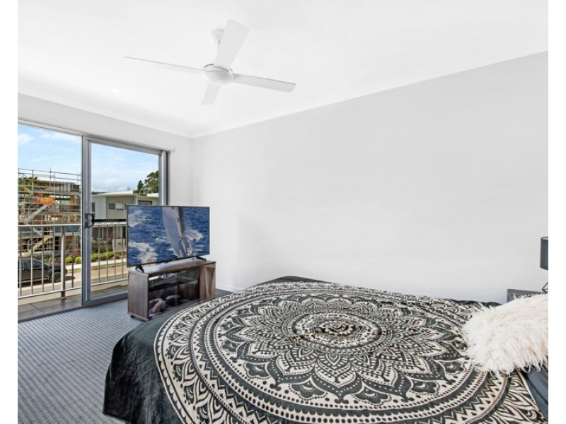 1 and 2/128 Sunshine Cove Way, Maroochydore QLD 4558