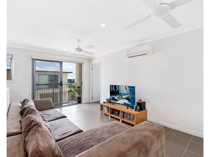 1 and 2/128 Sunshine Cove Way, Maroochydore QLD 4558
