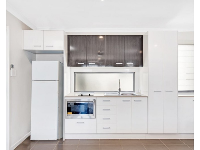 1 and 2/128 Sunshine Cove Way, Maroochydore QLD 4558
