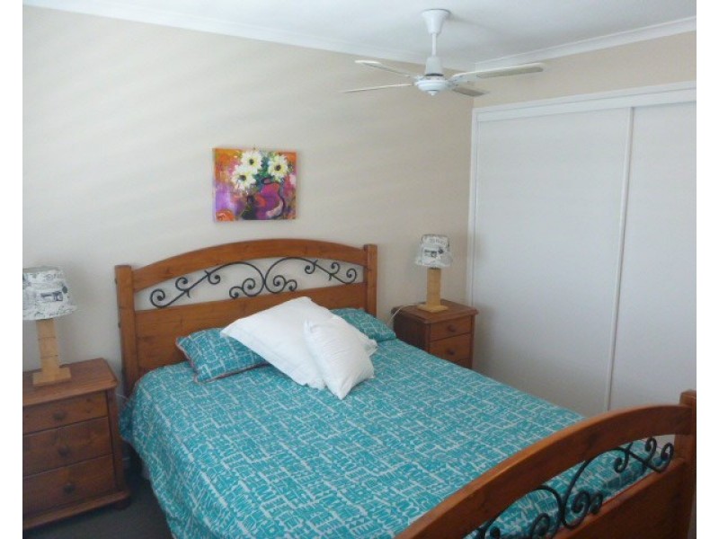 4/6 Ure Court, Buderim QLD 4556