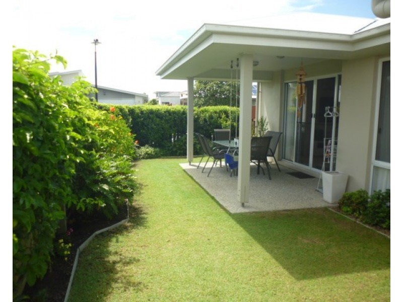 6 Lady Elliott Street, Mountain Creek QLD 4557