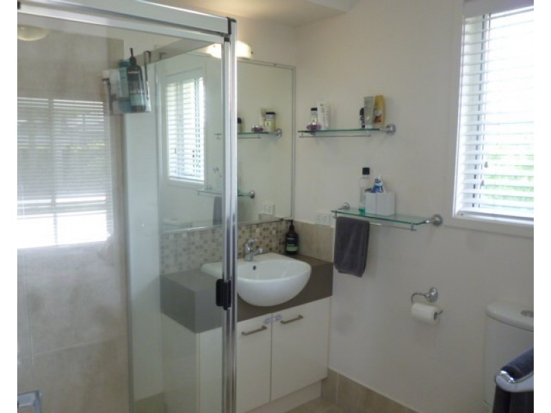 6 Lady Elliott Street, Mountain Creek QLD 4557