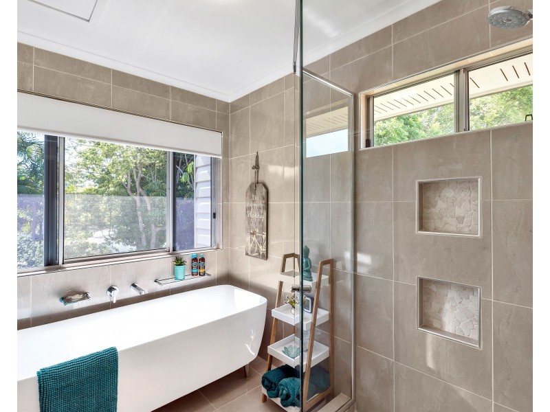 24 Lindsay Road, Buderim QLD 4556