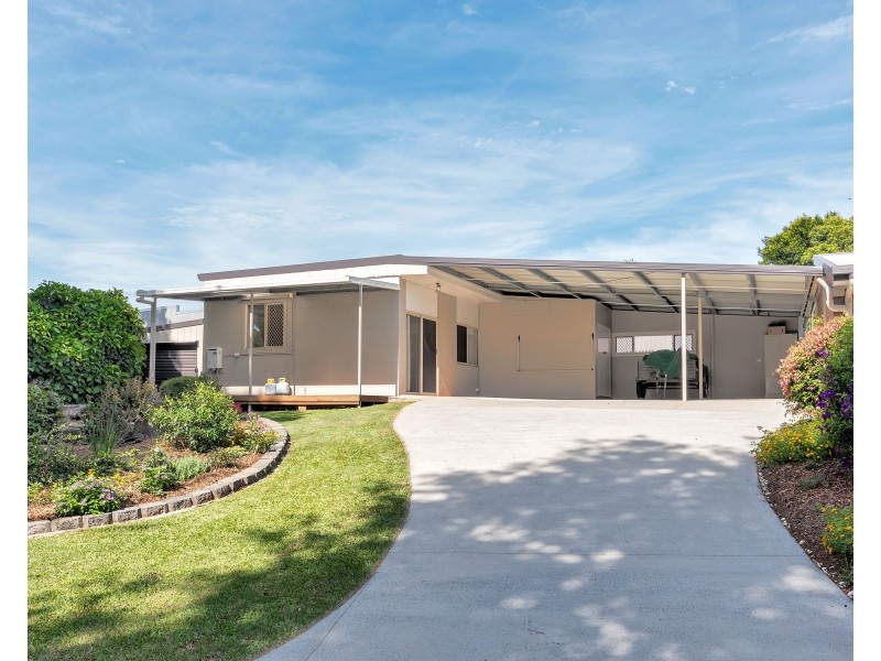 24 Lindsay Road, Buderim QLD 4556