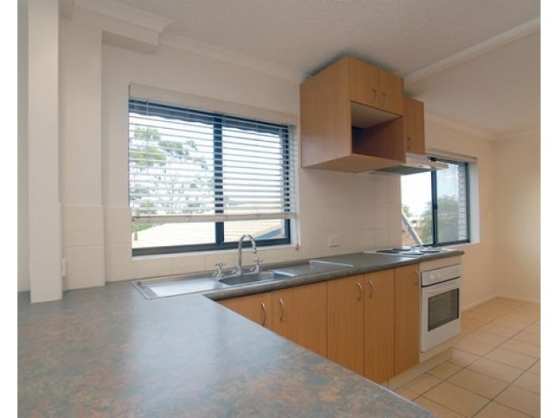 6/12 Pangarinda Place, Mooloolaba QLD 4557