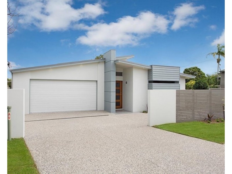 1/8 Ferguson Avenue, Buderim QLD 4556