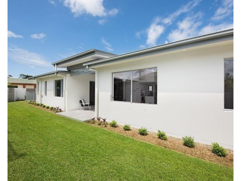 1/8 Ferguson Avenue, Buderim QLD 4556