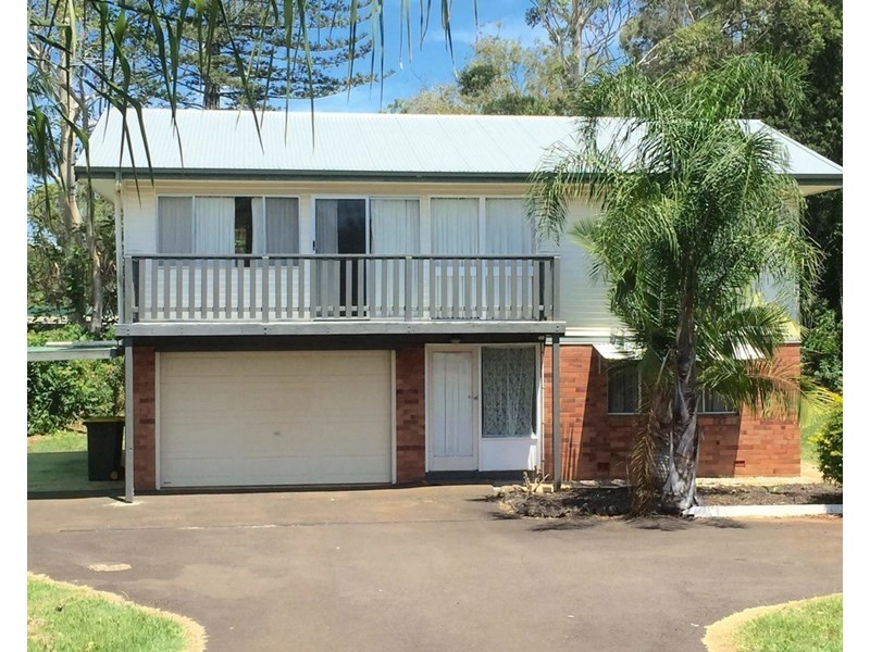 11 Gloucester Road, Buderim QLD 4556