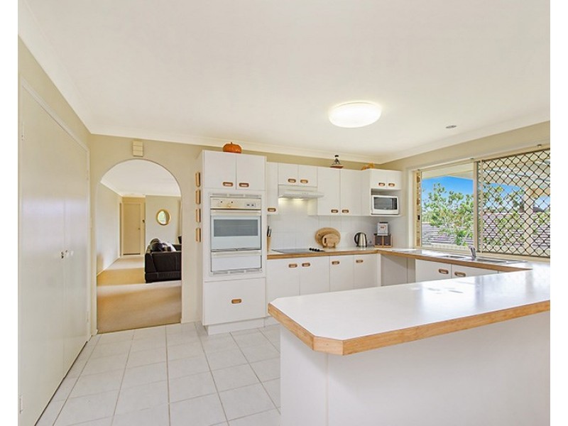 39 Lakeshore Avenue, Buderim QLD 4556