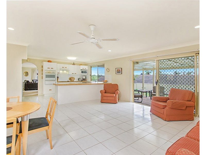 39 Lakeshore Avenue, Buderim QLD 4556