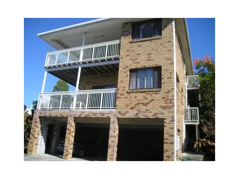 7 Yakola Parade, Alexandra Headland QLD 4572