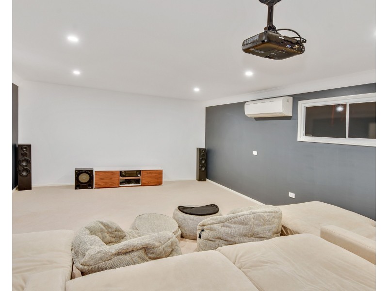 1 Admiralty Drive, Alexandra Headland QLD 4572