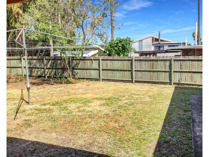 5 Poinciana Avenue, Mooloolaba QLD 4557